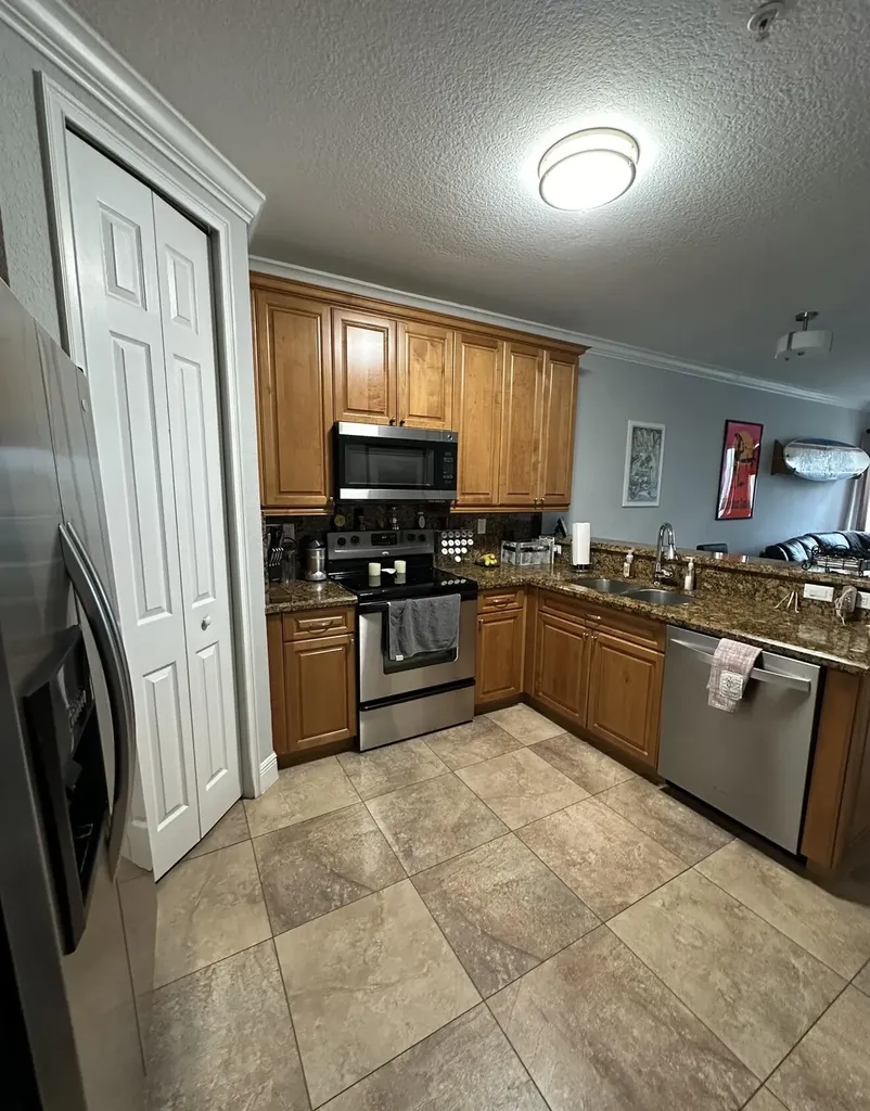 3042 Waterside Circle Boynton Beach FL 33435