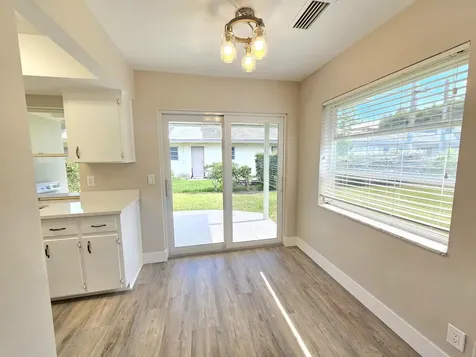 2110 NE 41st Street Lighthouse Point FL 33064
