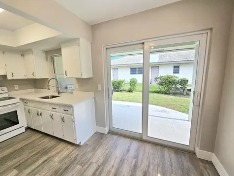 2110 NE 41st Street Lighthouse Point FL 33064