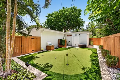 1318 SE 12th Way Fort Lauderdale FL 33316