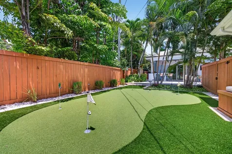 1318 SE 12th Way Fort Lauderdale FL 33316