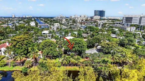 1318 SE 12th Way Fort Lauderdale FL 33316
