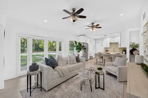 1318 SE 12th Way Fort Lauderdale FL 33316