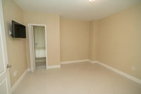 9 NE 20th Avenue Deerfield Beach FL 33441