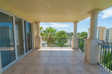 9 NE 20th Avenue Deerfield Beach FL 33441