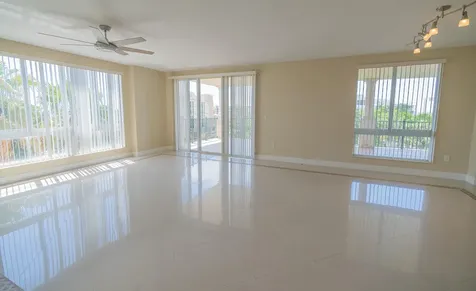 9 NE 20th Avenue Deerfield Beach FL 33441