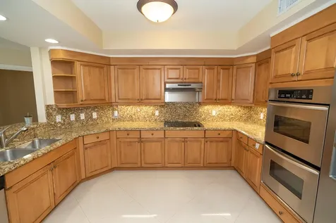 9 NE 20th Avenue Deerfield Beach FL 33441