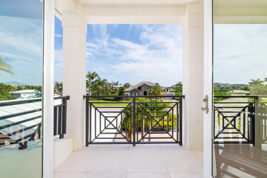 8120 SE Old Plantation Circle Jupiter FL 33458