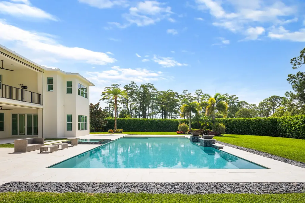 8120 SE Old Plantation Circle Jupiter FL 33458