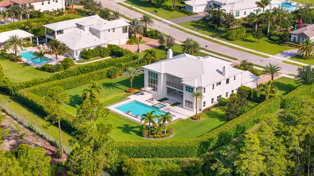 8120 SE Old Plantation Circle Jupiter FL 33458