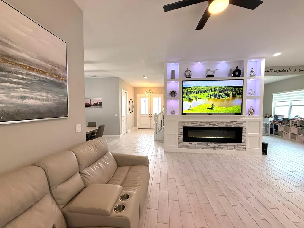 4631 Canopy Grove Drive Westlake FL 33470