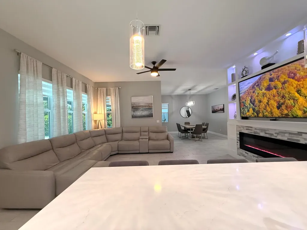 4631 Canopy Grove Drive Westlake FL 33470