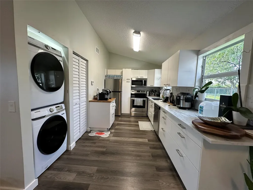 8395 Garden Gate Place Boca Raton FL 33433