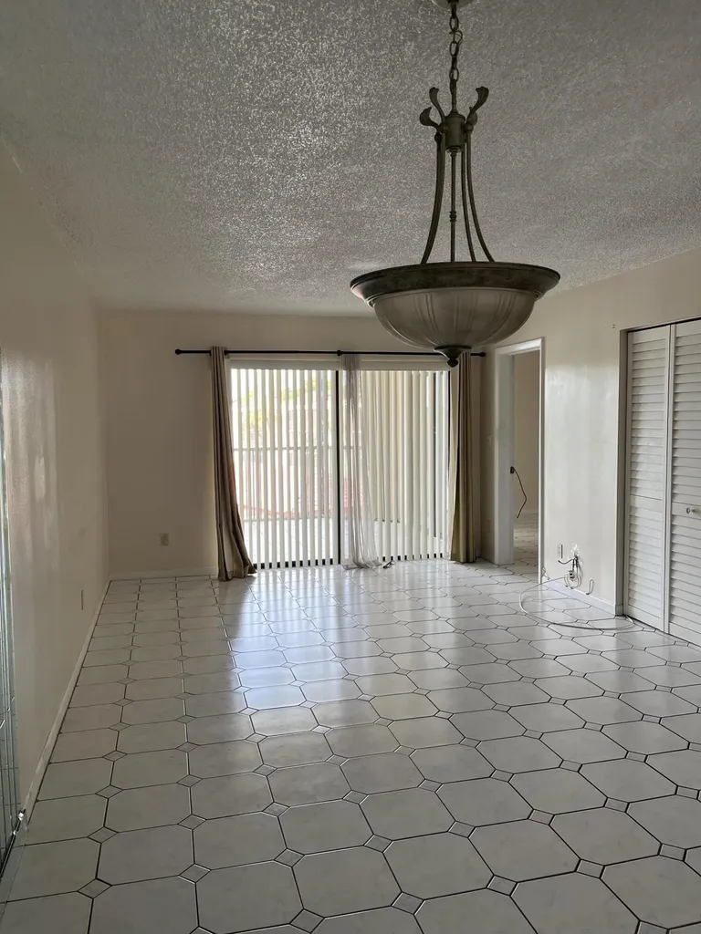3396 Foxcroft Road Miramar FL 33025
