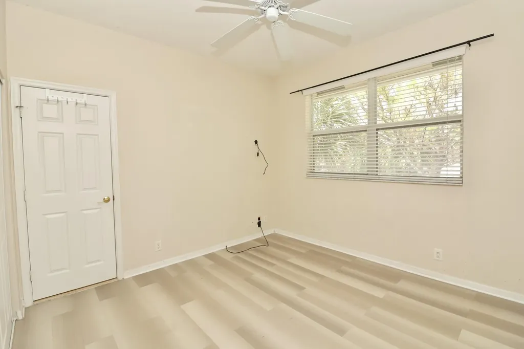2952 NW 33rd Lane Lauderdale Lakes FL 33311