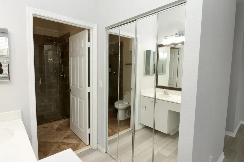 2952 NW 33rd Lane Lauderdale Lakes FL 33311