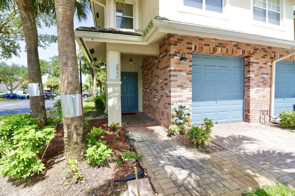 2952 NW 33rd Lane Lauderdale Lakes FL 33311