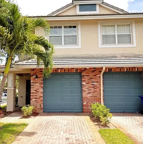 2952 NW 33rd Lane Lauderdale Lakes FL 33311