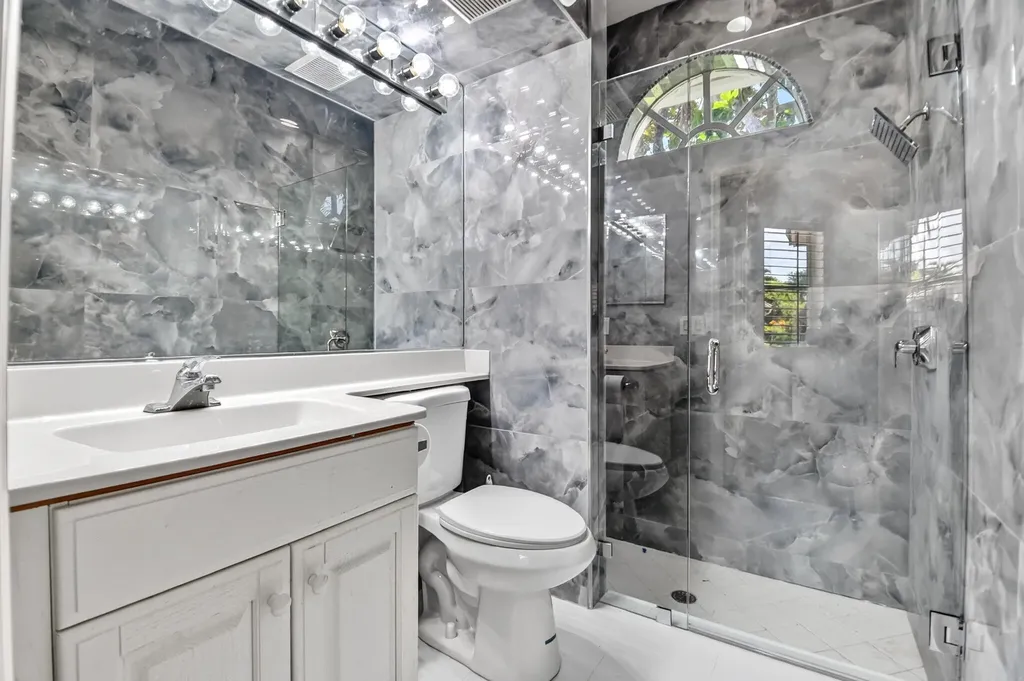 10694 Greenbriar Villa Drive Lake Worth FL 33449