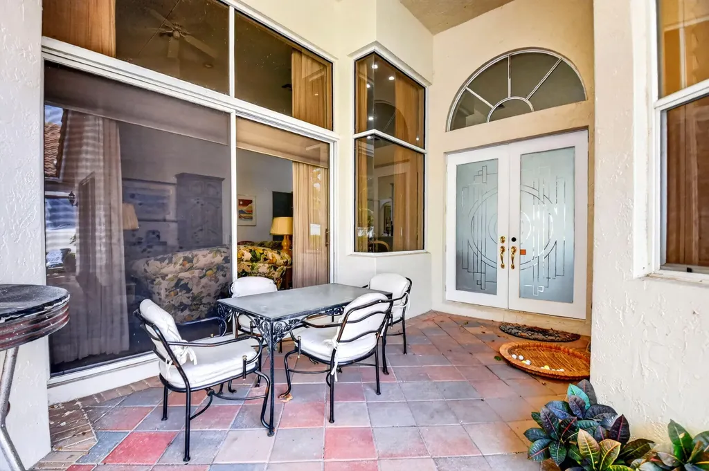 10694 Greenbriar Villa Drive Lake Worth FL 33449