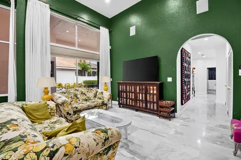 10694 Greenbriar Villa Drive Lake Worth FL 33449