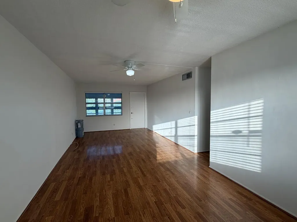 1310 NW 43rd Avenue NW Lauderhill FL 33313