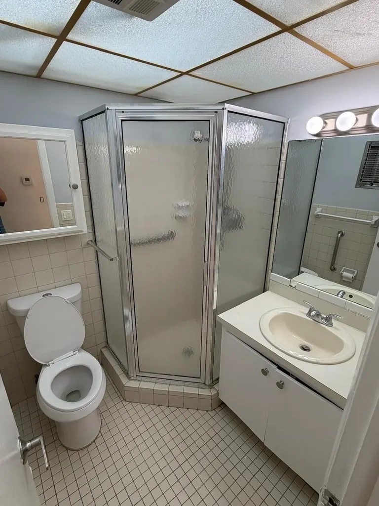 1310 NW 43rd Avenue NW Lauderhill FL 33313