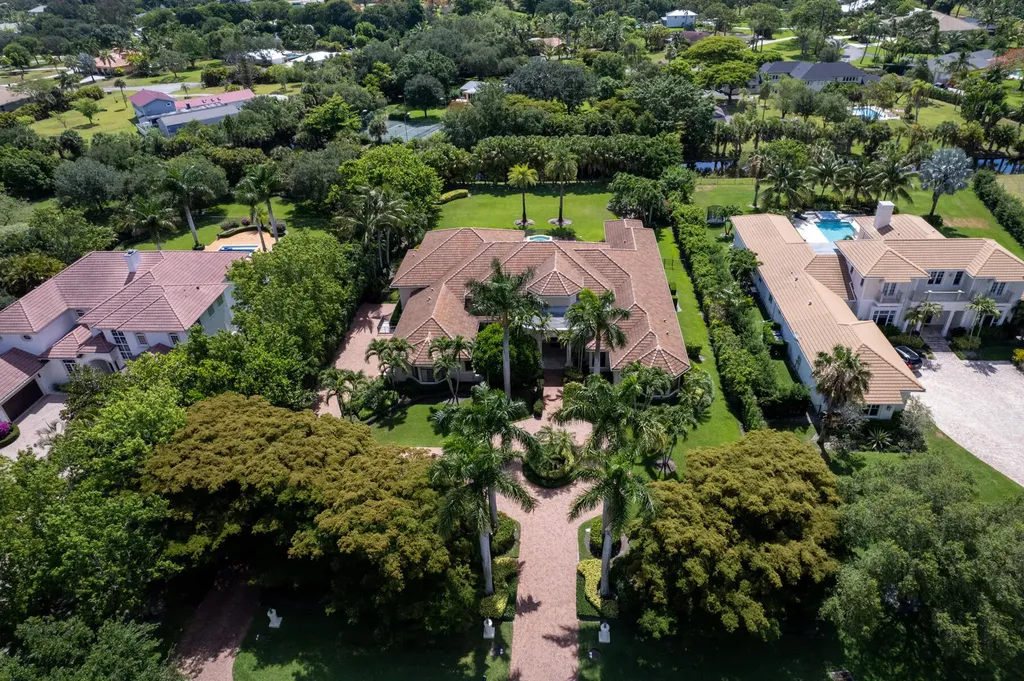 8158 Native Dancer Road E Palm Beach Gardens FL 33418