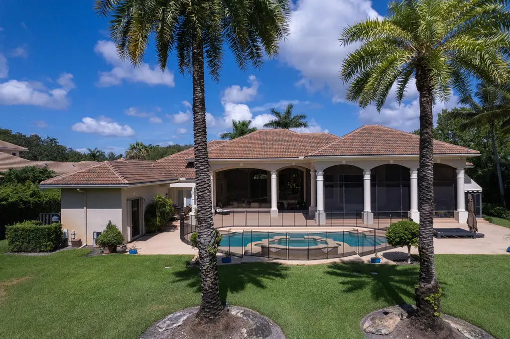 8158 Native Dancer Road E Palm Beach Gardens FL 33418