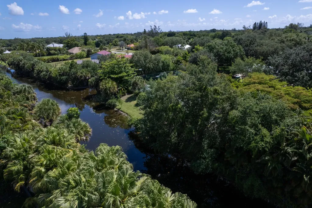 8158 Native Dancer Road E Palm Beach Gardens FL 33418