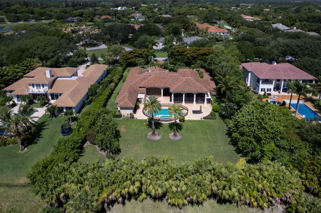 8158 Native Dancer Road E Palm Beach Gardens FL 33418