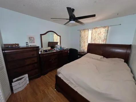 4917 Freedom Circle Lake Worth FL 33461