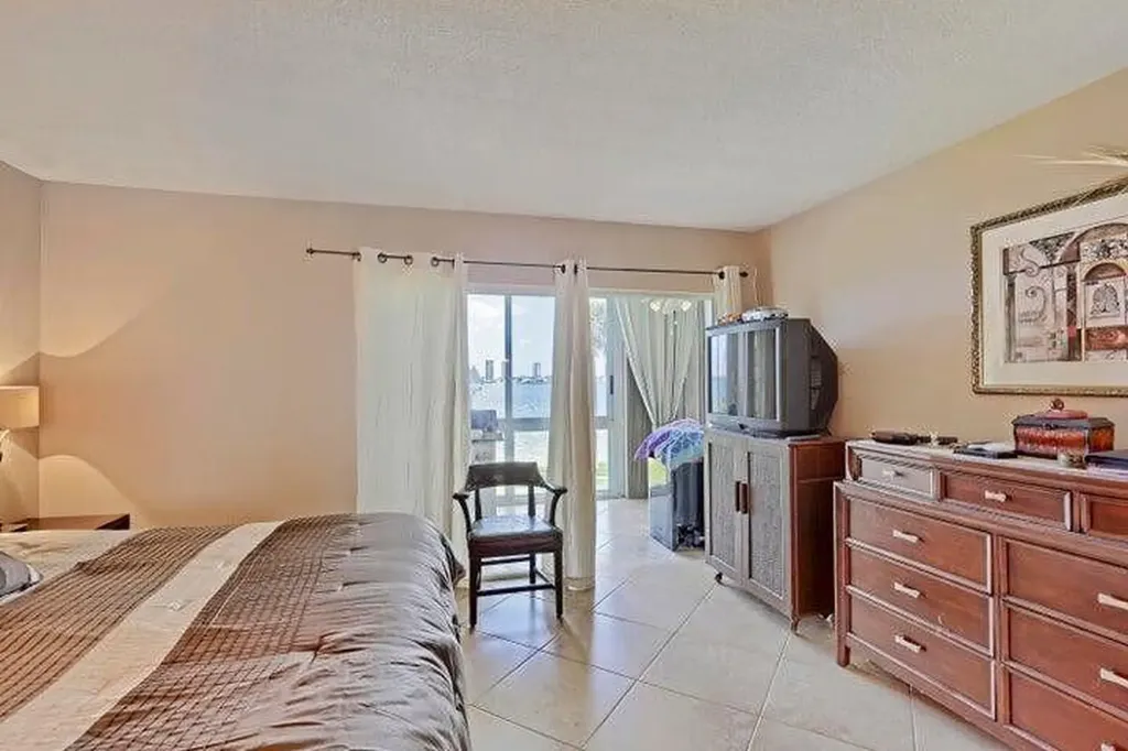 501 Lake Shore Drive Lake Park FL 33403