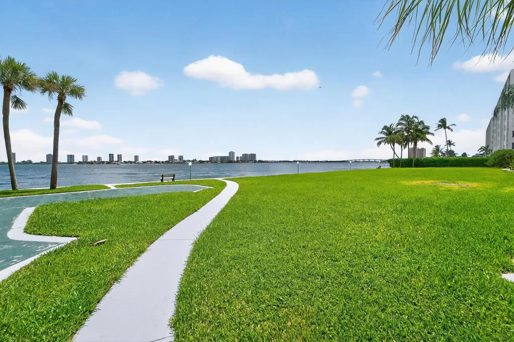501 Lake Shore Drive Lake Park FL 33403