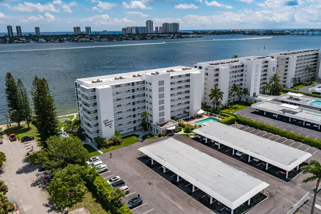 501 Lake Shore Drive Lake Park FL 33403