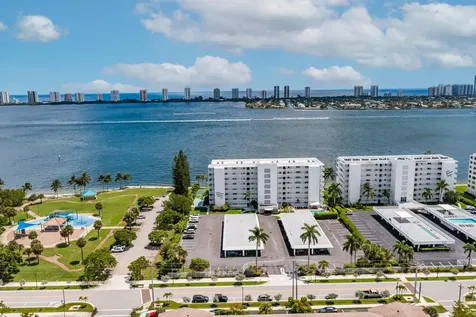 501 Lake Shore Drive Lake Park FL 33403