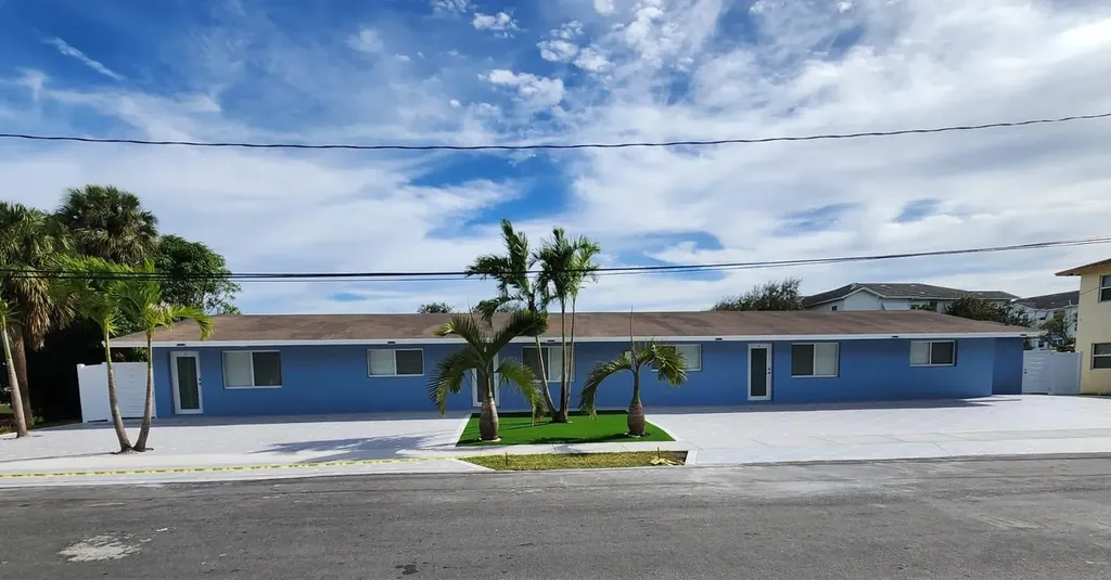 70 NW 13th Avenue Dania Beach FL 33004