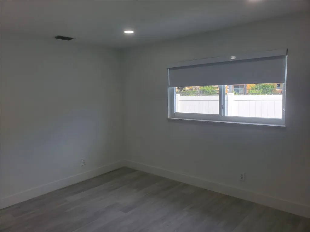 70 NW 13th Avenue Dania Beach FL 33004
