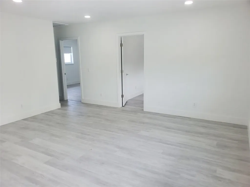 70 NW 13th Avenue Dania Beach FL 33004
