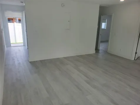 70 NW 13th Avenue Dania Beach FL 33004