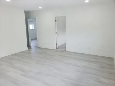 70 NW 13th Avenue Dania Beach FL 33004