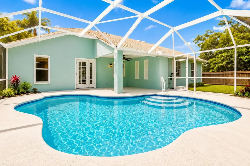 402 SE Strait Avenue Port St Lucie FL 34983