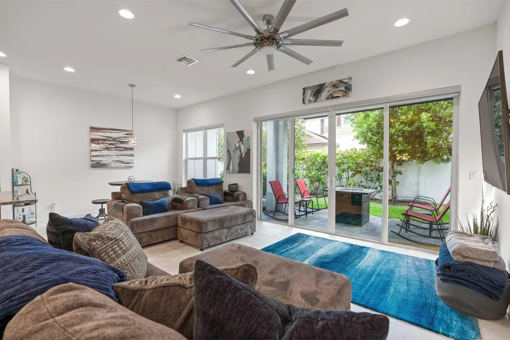 4849 Pointe Midtown Road Palm Beach Gardens FL 33418