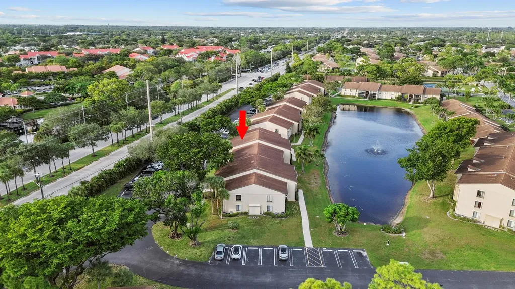 722 Sunny Pine Way Greenacres FL 33415