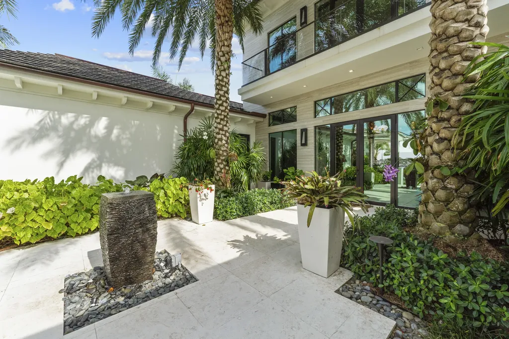 18714 Rio Vista Drive Jupiter FL 33469
