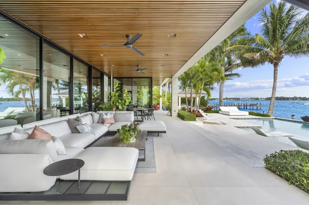 18714 Rio Vista Drive Jupiter FL 33469
