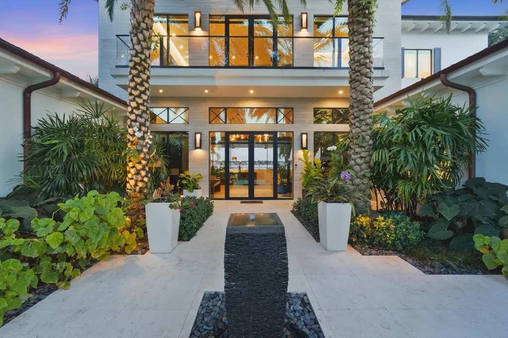 18714 Rio Vista Drive Jupiter FL 33469