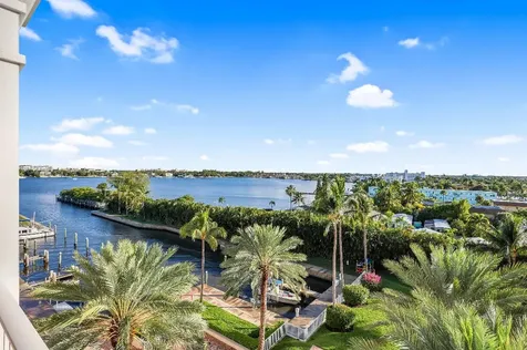 806 E Windward Way Lantana FL 33462