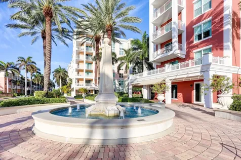 806 E Windward Way Lantana FL 33462