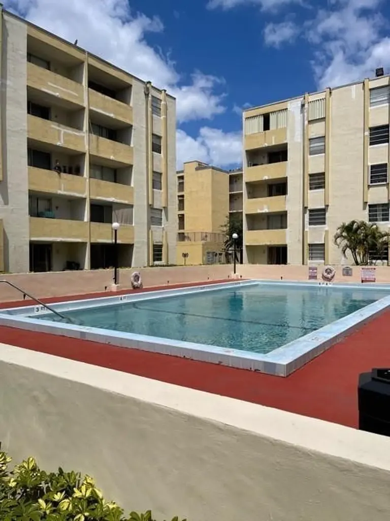 10000 NW 80th Court Hialeah Gardens FL 33016